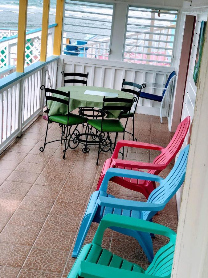 Rainbow Beach Apartments & Rooms Calibishie Exterior photo